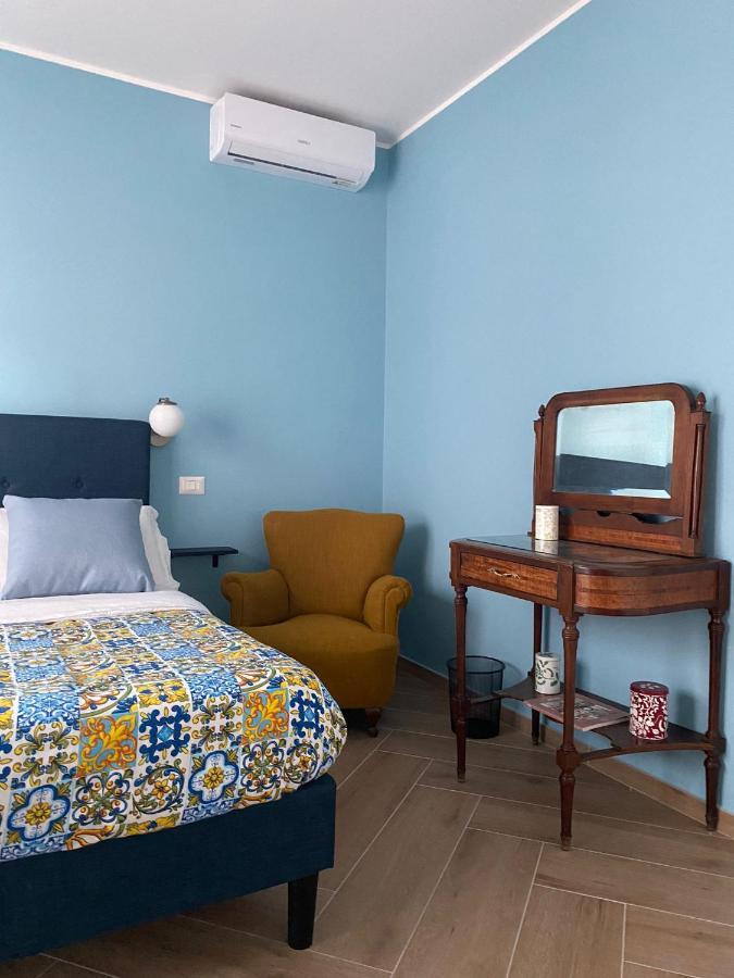 Bed & Breakfast Domus D'amore Napoli